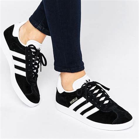 adidas sportschuhe schwarz meghan|Adidas 'Gazelle' Black Suede Sneakers .